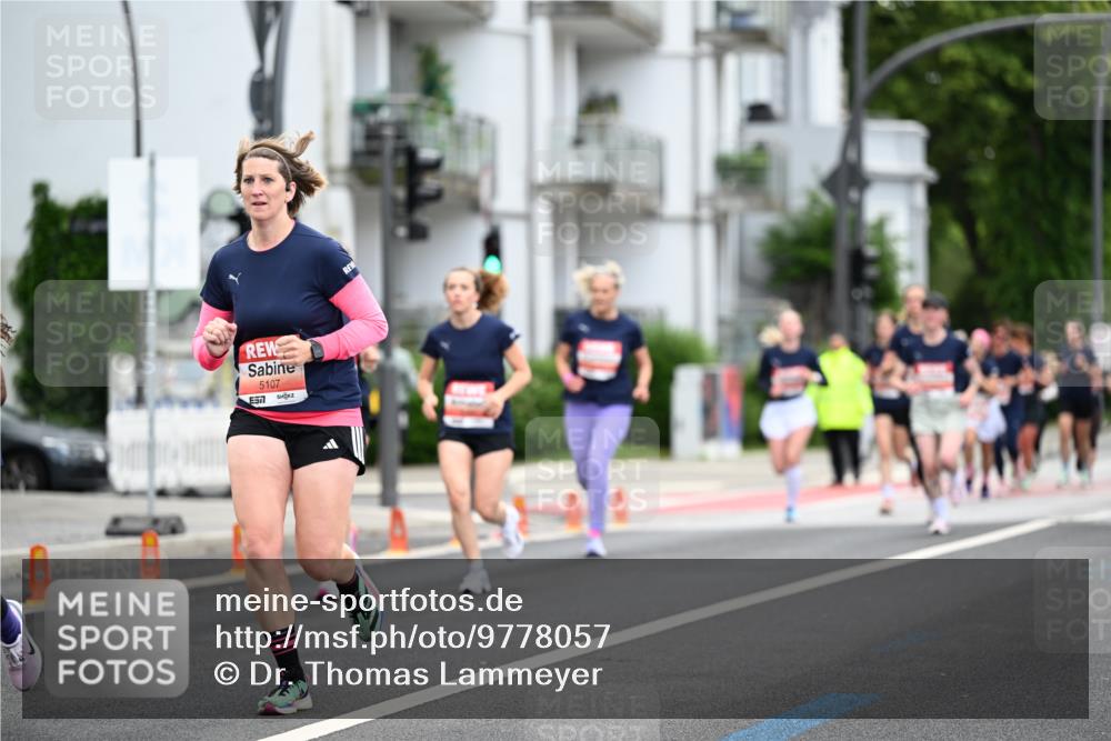 14.06.2026 - REWE Women's Run Dr. Thomas Lammeyer http://msf.ph/oto/9778057 14.06.2026 10:42:29 Laufen 5107 meine-sportfotos.de