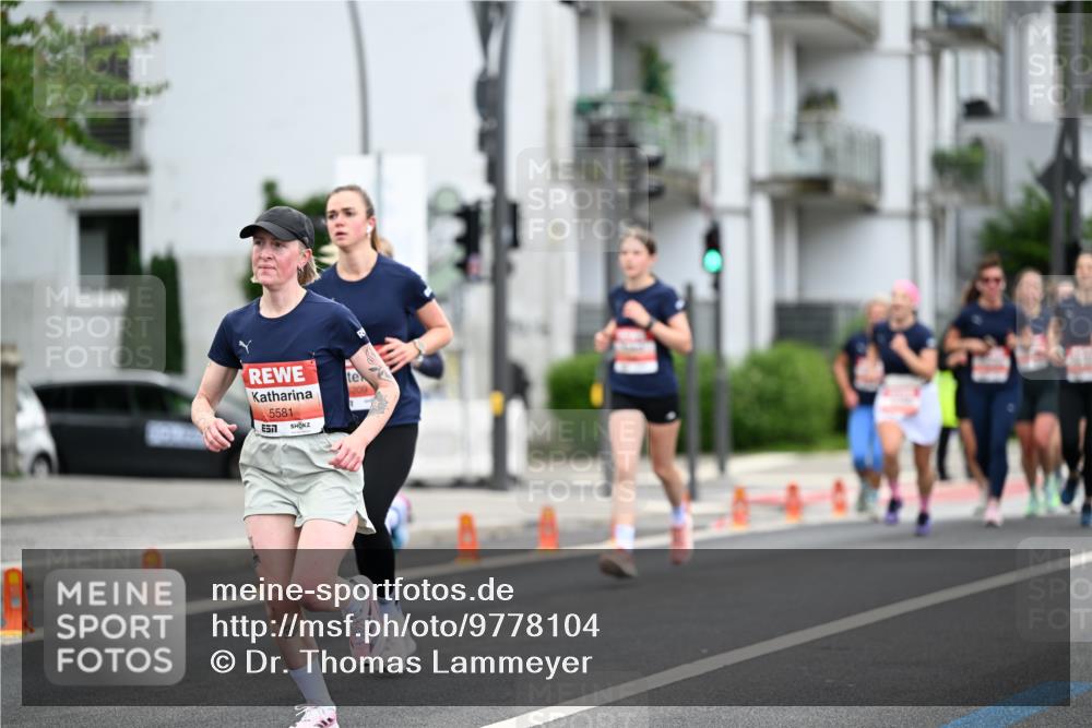 14.06.2026 - REWE Women's Run Dr. Thomas Lammeyer http://msf.ph/oto/9778104 14.06.2026 10:42:34 Laufen 5581 meine-sportfotos.de