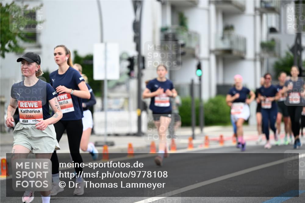14.06.2026 - REWE Women's Run Dr. Thomas Lammeyer http://msf.ph/oto/9778108 14.06.2026 10:42:34 Laufen 5581, 7, 200 meine-sportfotos.de