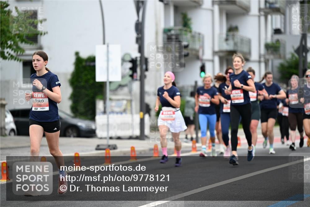 14.06.2026 - REWE Women's Run Dr. Thomas Lammeyer http://msf.ph/oto/9778121 14.06.2026 10:42:36 Laufen 5499 meine-sportfotos.de
