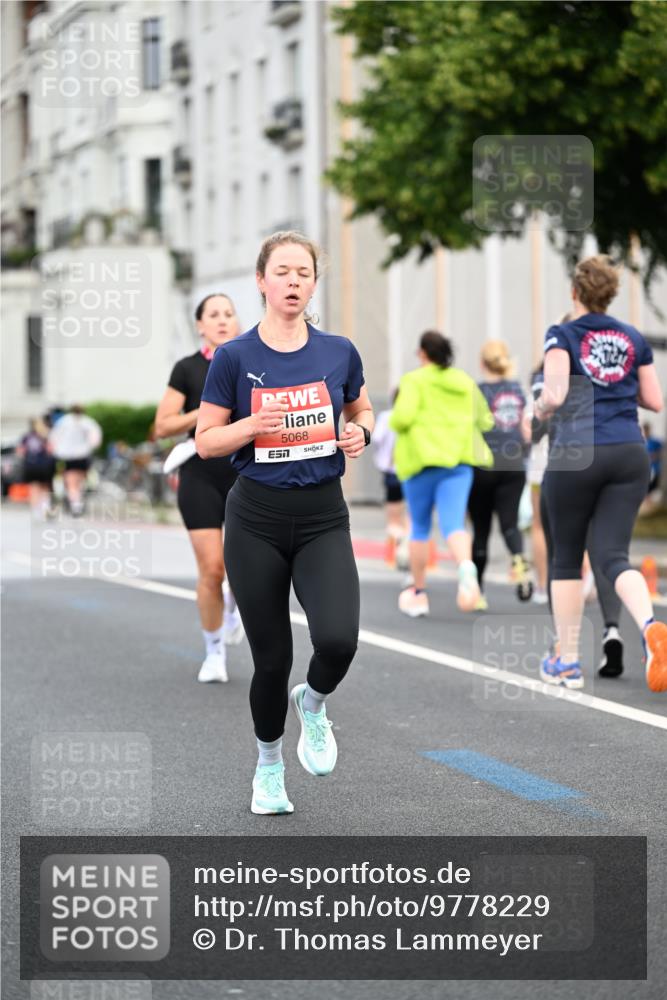 14.06.2026 - REWE Women's Run Dr. Thomas Lammeyer http://msf.ph/oto/9778229 14.06.2026 10:43:37 Laufen 5068 meine-sportfotos.de