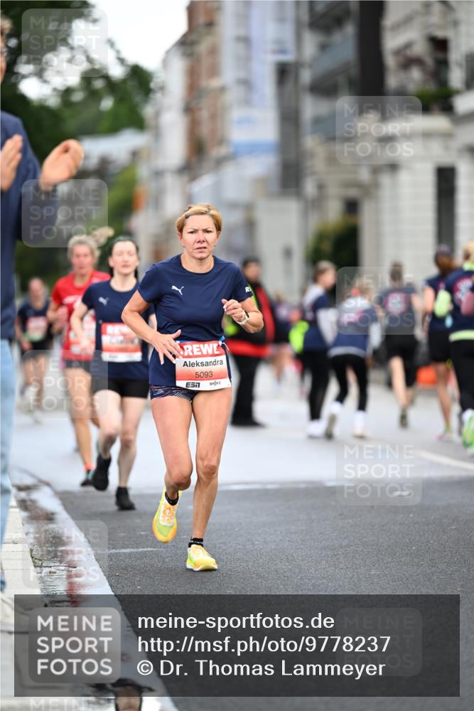 14.06.2026 - REWE Women's Run Dr. Thomas Lammeyer http://msf.ph/oto/9778237 14.06.2026 10:44:02 Laufen 5093, 7 meine-sportfotos.de