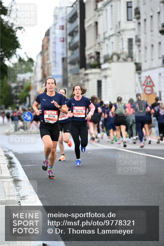 14.06.2026 - REWE Women's Run Dr. Thomas Lammeyer http://msf.ph/oto/9778321 14.06.2026 10:44:24 Laufen 7, 5682, 5231 meine-sportfotos.de