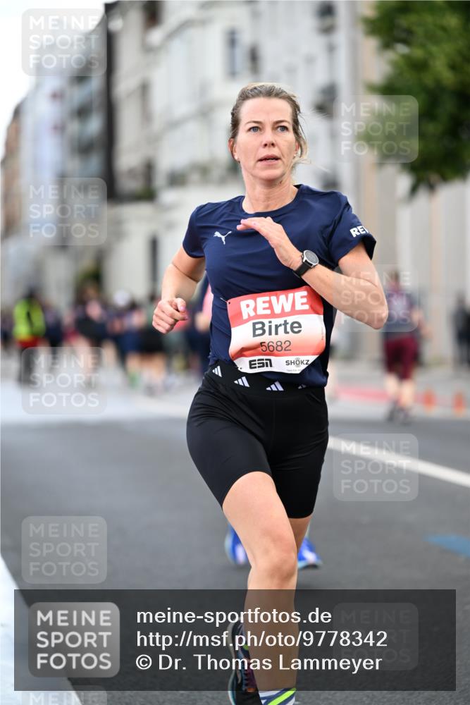14.06.2026 - REWE Women's Run Dr. Thomas Lammeyer http://msf.ph/oto/9778342 14.06.2026 10:44:26 Laufen 5682 meine-sportfotos.de