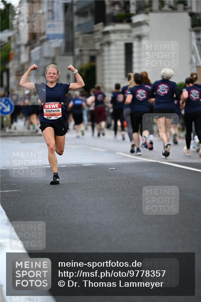14.06.2026 - REWE Women's Run Dr. Thomas Lammeyer http://msf.ph/oto/9778357 14.06.2026 10:44:35 Laufen 5458, 57 meine-sportfotos.de