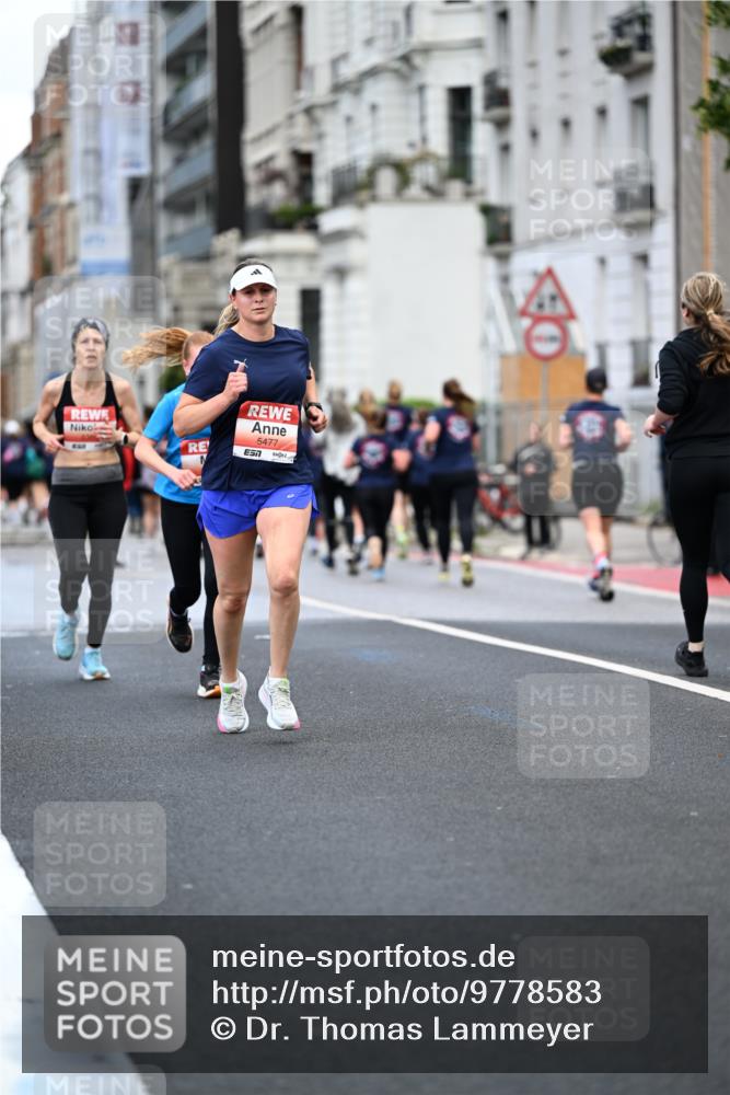 14.06.2026 - REWE Women's Run Dr. Thomas Lammeyer http://msf.ph/oto/9778583 14.06.2026 10:45:29 Laufen 5477, 57 meine-sportfotos.de