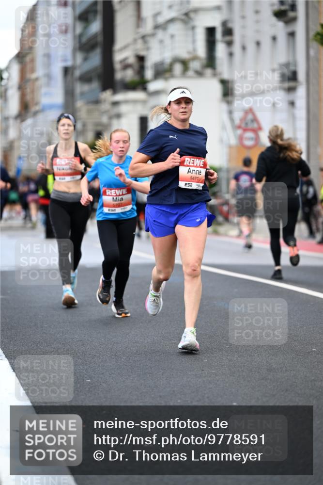 14.06.2026 - REWE Women's Run Dr. Thomas Lammeyer http://msf.ph/oto/9778591 14.06.2026 10:45:29 Laufen 5707, 57, 5477 meine-sportfotos.de