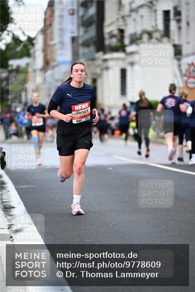14.06.2026 - REWE Women's Run Dr. Thomas Lammeyer http://msf.ph/oto/9778609 14.06.2026 10:45:33 Laufen 7, 5434 meine-sportfotos.de