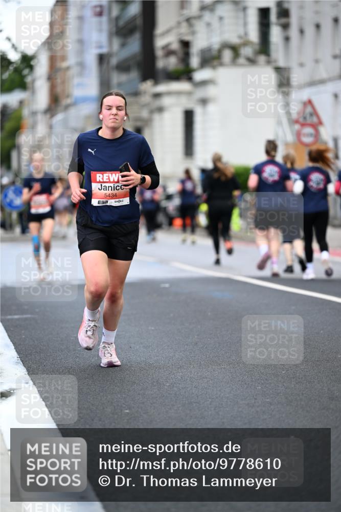 14.06.2026 - REWE Women's Run Dr. Thomas Lammeyer http://msf.ph/oto/9778610 14.06.2026 10:45:33 Laufen 5434 meine-sportfotos.de