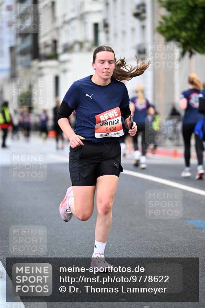 14.06.2026 - REWE Women's Run Dr. Thomas Lammeyer http://msf.ph/oto/9778622 14.06.2026 10:45:34 Laufen 5434, 57 meine-sportfotos.de