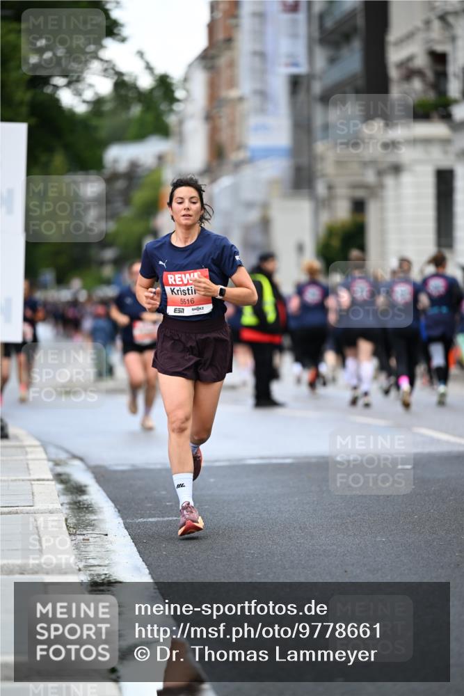 14.06.2026 - REWE Women's Run Dr. Thomas Lammeyer http://msf.ph/oto/9778661 14.06.2026 10:45:45 Laufen 5516 meine-sportfotos.de
