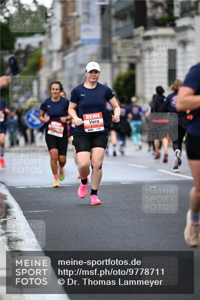 14.06.2026 - REWE Women's Run Dr. Thomas Lammeyer http://msf.ph/oto/9778711 14.06.2026 10:45:51 Laufen 5715 meine-sportfotos.de