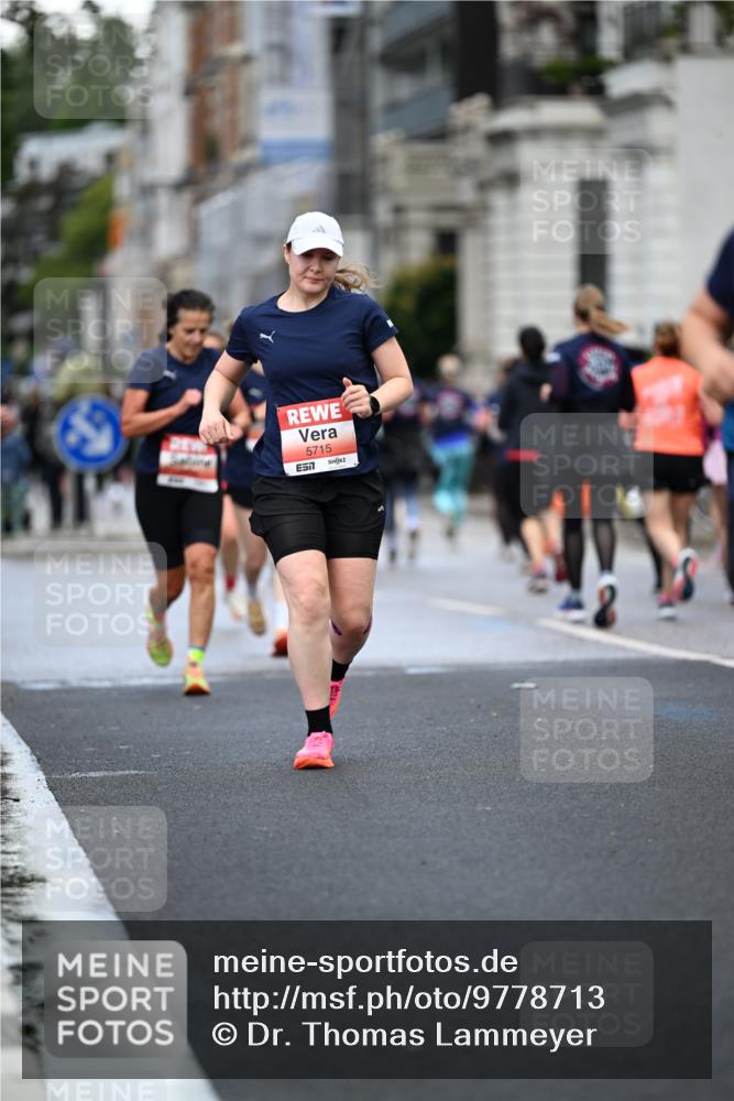 14.06.2026 - REWE Women's Run Dr. Thomas Lammeyer http://msf.ph/oto/9778713 14.06.2026 10:45:52 Laufen 5715 meine-sportfotos.de