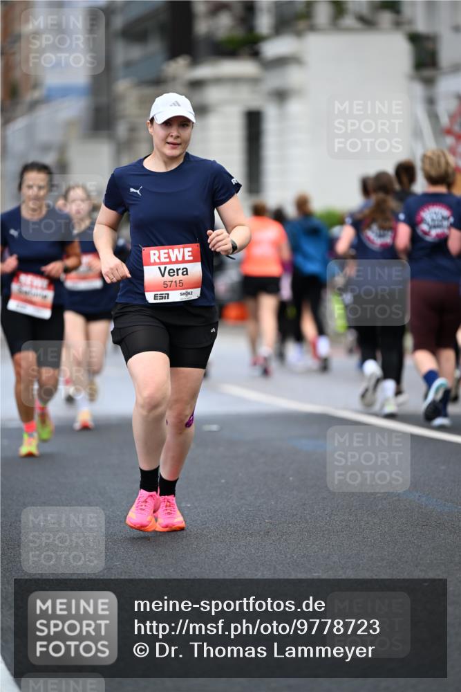 14.06.2026 - REWE Women's Run Dr. Thomas Lammeyer http://msf.ph/oto/9778723 14.06.2026 10:45:53 Laufen 5715, 7 meine-sportfotos.de