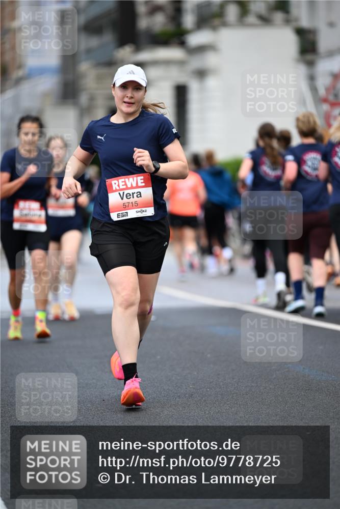 14.06.2026 - REWE Women's Run Dr. Thomas Lammeyer http://msf.ph/oto/9778725 14.06.2026 10:45:53 Laufen 5715 meine-sportfotos.de