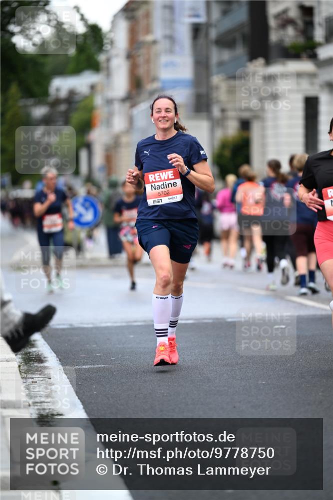 14.06.2026 - REWE Women's Run Dr. Thomas Lammeyer http://msf.ph/oto/9778750 14.06.2026 10:45:57 Laufen 5702 meine-sportfotos.de