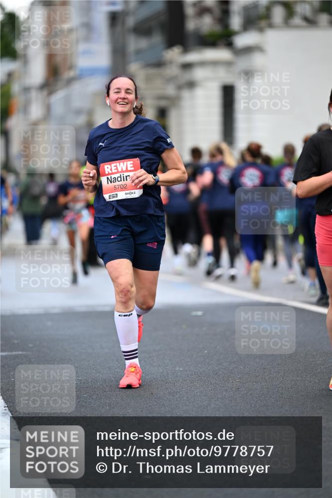 14.06.2026 - REWE Women's Run Dr. Thomas Lammeyer http://msf.ph/oto/9778757 14.06.2026 10:45:57 Laufen 5702, 57 meine-sportfotos.de