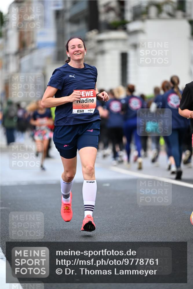 14.06.2026 - REWE Women's Run Dr. Thomas Lammeyer http://msf.ph/oto/9778761 14.06.2026 10:45:58 Laufen 5702 meine-sportfotos.de