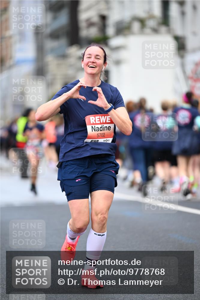 14.06.2026 - REWE Women's Run Dr. Thomas Lammeyer http://msf.ph/oto/9778768 14.06.2026 10:45:59 Laufen 7, 5702 meine-sportfotos.de
