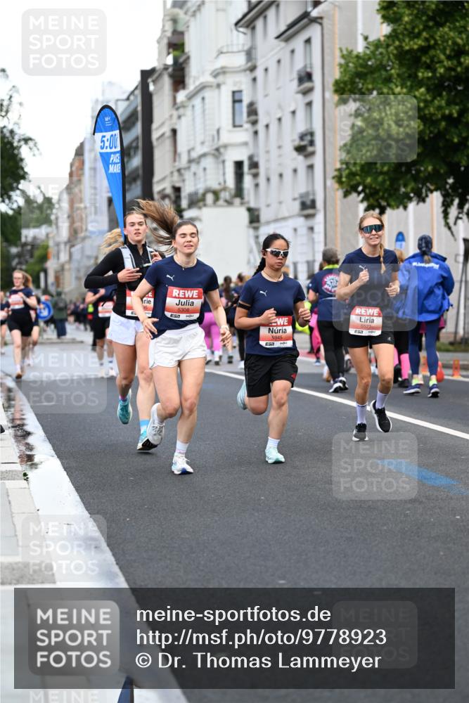 14.06.2026 - REWE Women's Run Dr. Thomas Lammeyer http://msf.ph/oto/9778923 14.06.2026 10:46:30 Laufen 5, 00, 5308, 5945, 5527 meine-sportfotos.de