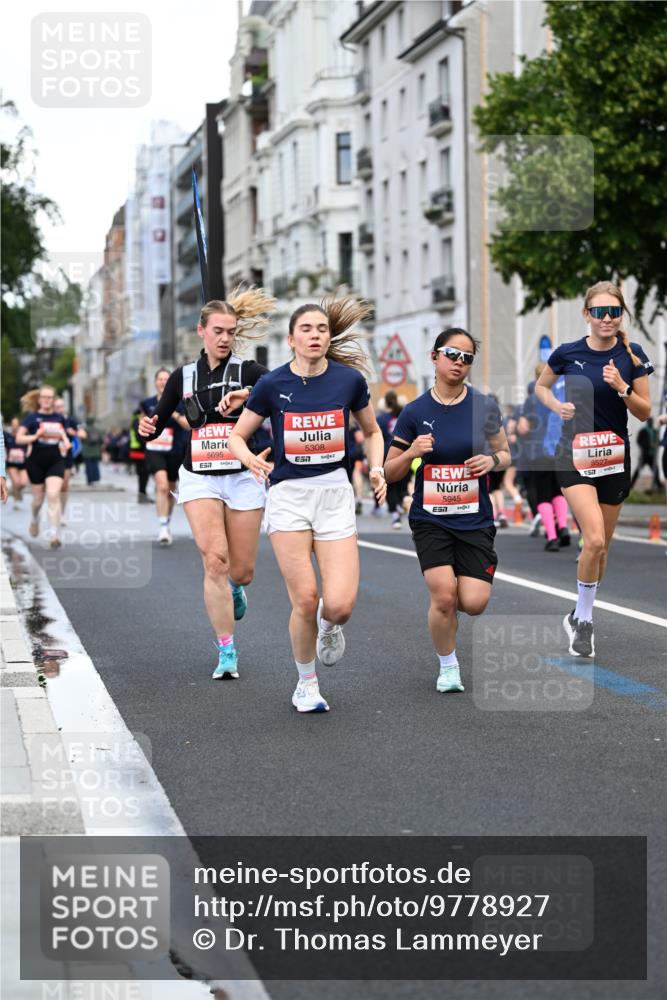 14.06.2026 - REWE Women's Run Dr. Thomas Lammeyer http://msf.ph/oto/9778927 14.06.2026 10:46:31 Laufen 5695, 7, 5308, 7, 5945, 7, 5527, 7 meine-sportfotos.de