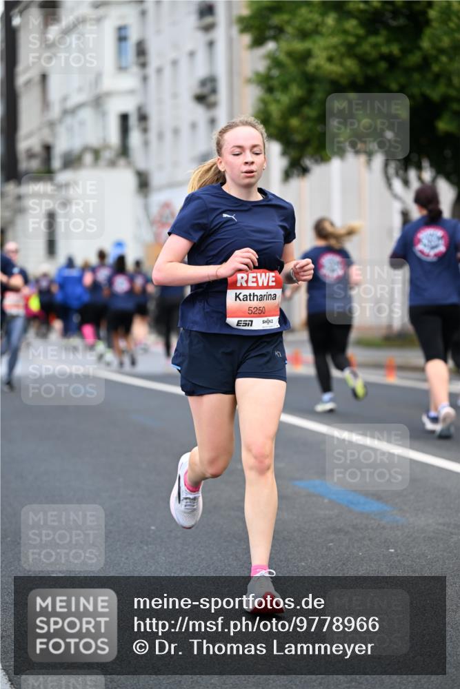 14.06.2026 - REWE Women's Run Dr. Thomas Lammeyer http://msf.ph/oto/9778966 14.06.2026 10:46:38 Laufen 5250, 7 meine-sportfotos.de