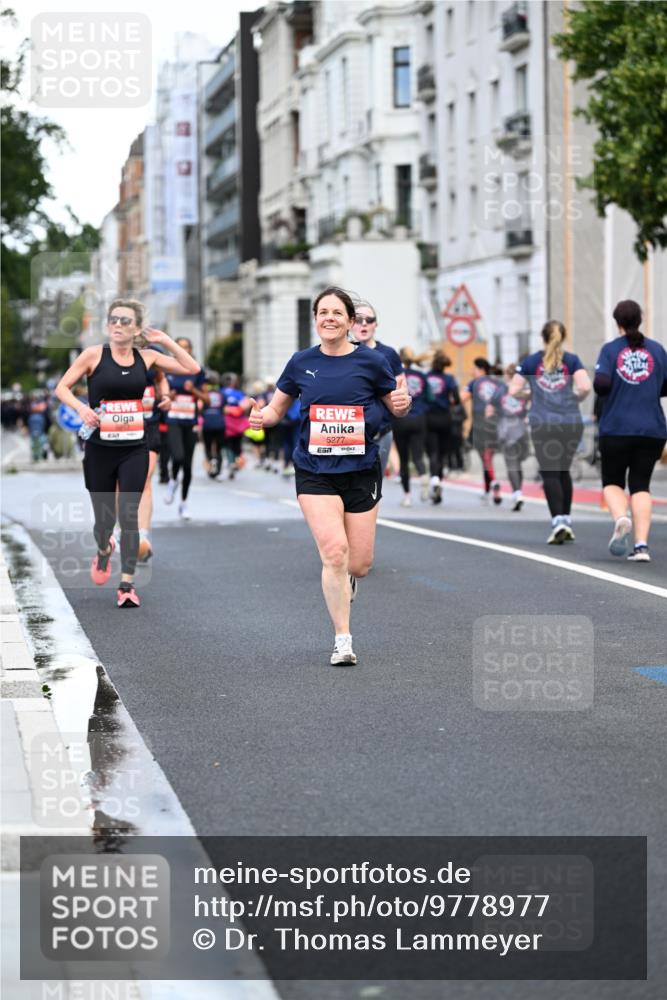 14.06.2026 - REWE Women's Run Dr. Thomas Lammeyer http://msf.ph/oto/9778977 14.06.2026 10:46:40 Laufen 5277 meine-sportfotos.de