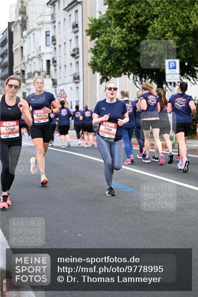 14.06.2026 - REWE Women's Run Dr. Thomas Lammeyer http://msf.ph/oto/9778995 14.06.2026 10:46:42 Laufen 5953, 7, 5207, 57, 5979, 57 meine-sportfotos.de