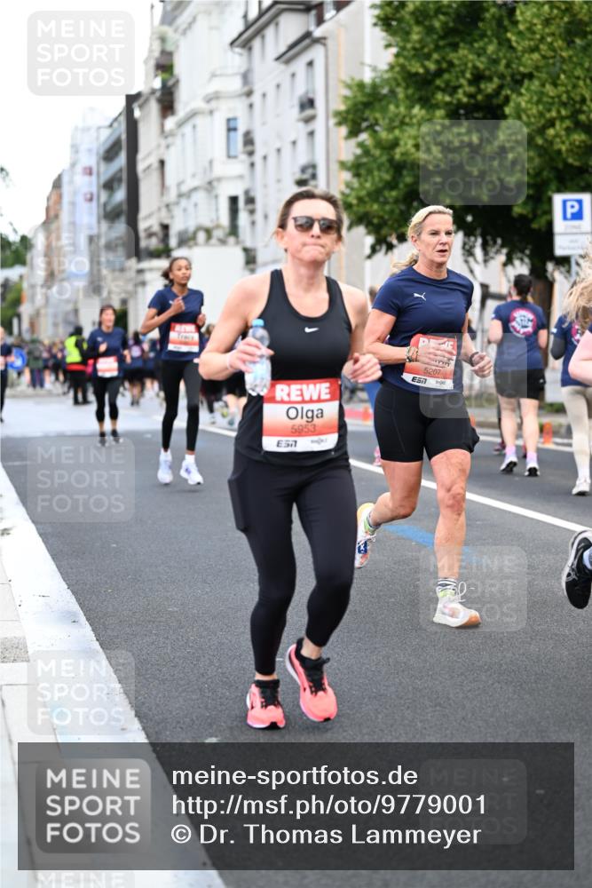 14.06.2026 - REWE Women's Run Dr. Thomas Lammeyer http://msf.ph/oto/9779001 14.06.2026 10:46:43 Laufen 5207, 5953, 657 meine-sportfotos.de