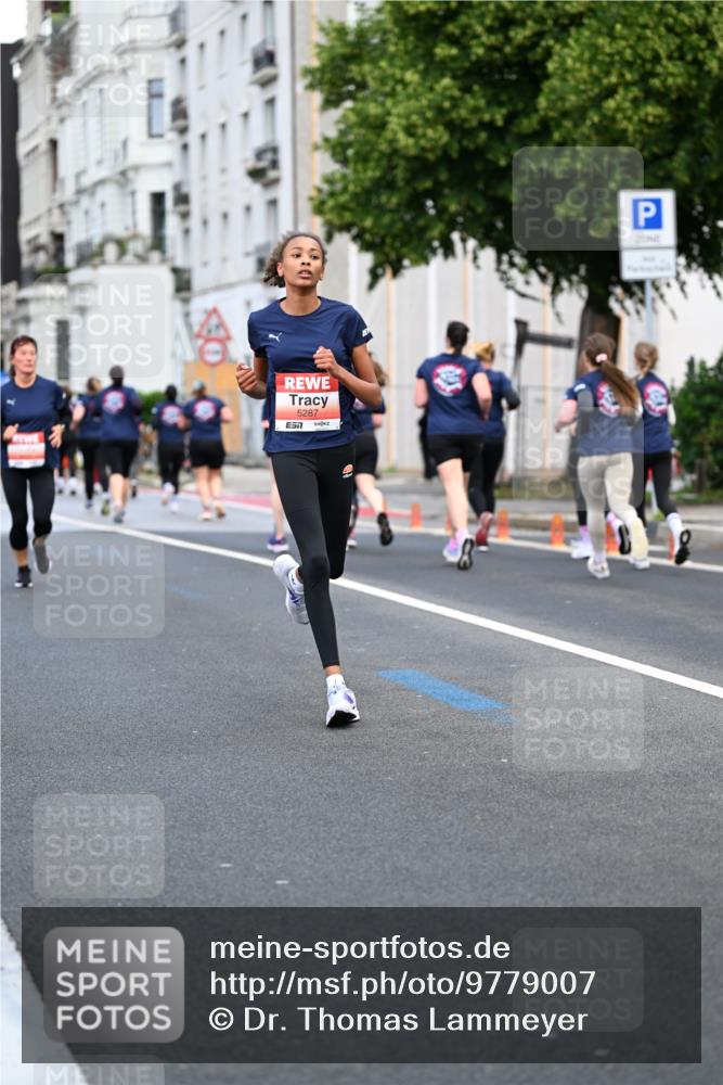 14.06.2026 - REWE Women's Run Dr. Thomas Lammeyer http://msf.ph/oto/9779007 14.06.2026 10:46:44 Laufen 5287, 57 meine-sportfotos.de