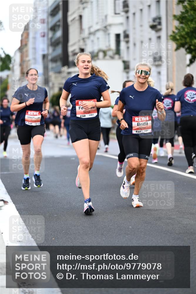 14.06.2026 - REWE Women's Run Dr. Thomas Lammeyer http://msf.ph/oto/9779078 14.06.2026 10:46:56 Laufen 5245, 5244 meine-sportfotos.de