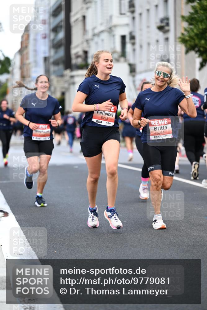 14.06.2026 - REWE Women's Run Dr. Thomas Lammeyer http://msf.ph/oto/9779081 14.06.2026 10:46:56 Laufen 5245, 5244 meine-sportfotos.de