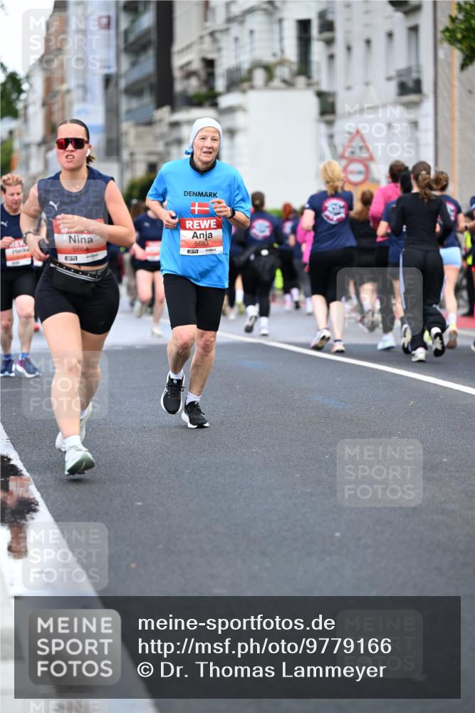 14.06.2026 - REWE Women's Run Dr. Thomas Lammeyer http://msf.ph/oto/9779166 14.06.2026 10:47:11 Laufen 5604, 57, 5683 meine-sportfotos.de