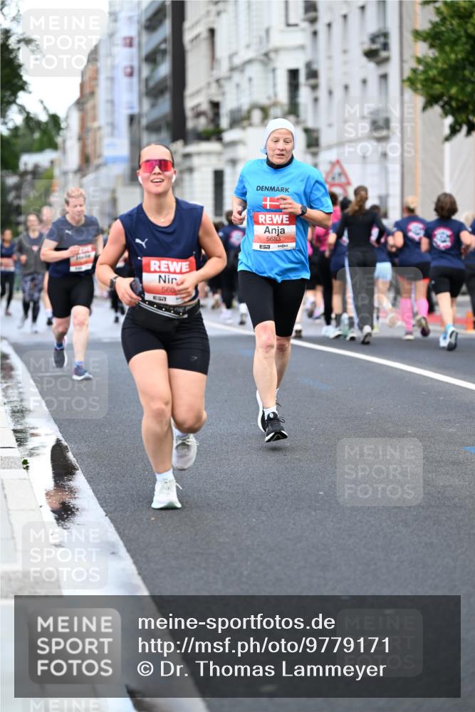 14.06.2026 - REWE Women's Run Dr. Thomas Lammeyer http://msf.ph/oto/9779171 14.06.2026 10:47:12 Laufen 560, 5683, 57 meine-sportfotos.de