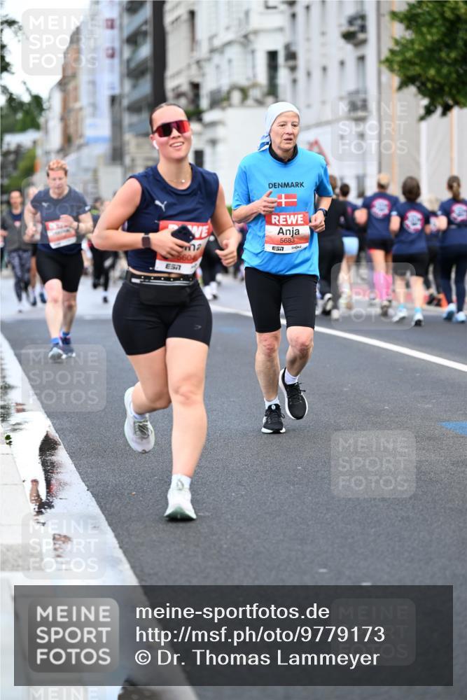 14.06.2026 - REWE Women's Run Dr. Thomas Lammeyer http://msf.ph/oto/9779173 14.06.2026 10:47:13 Laufen 5604, 7, 5683, 7 meine-sportfotos.de