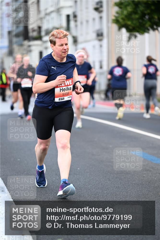 14.06.2026 - REWE Women's Run Dr. Thomas Lammeyer http://msf.ph/oto/9779199 14.06.2026 10:47:16 Laufen 5333 meine-sportfotos.de