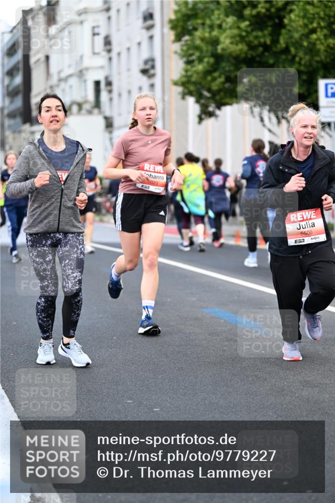 14.06.2026 - REWE Women's Run Dr. Thomas Lammeyer http://msf.ph/oto/9779227 14.06.2026 10:47:20 Laufen 5023, 7, 5500, 7 meine-sportfotos.de