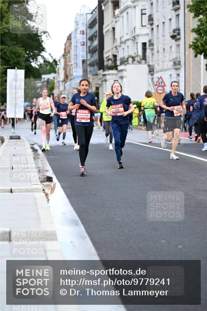 14.06.2026 - REWE Women's Run Dr. Thomas Lammeyer http://msf.ph/oto/9779241 14.06.2026 10:47:21 Laufen 57, 5679, 5778 meine-sportfotos.de
