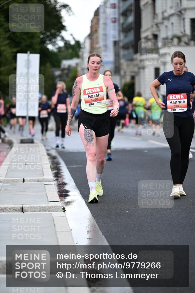 14.06.2026 - REWE Women's Run Dr. Thomas Lammeyer http://msf.ph/oto/9779266 14.06.2026 10:47:27 Laufen 5228, 7, 5933, 7 meine-sportfotos.de