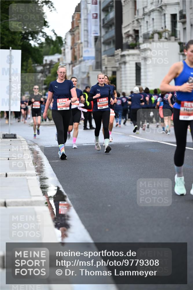 14.06.2026 - REWE Women's Run Dr. Thomas Lammeyer http://msf.ph/oto/9779308 14.06.2026 10:47:32 Laufen 5911, 5924 meine-sportfotos.de