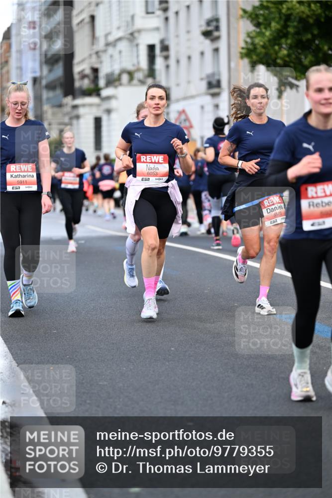 14.06.2026 - REWE Women's Run Dr. Thomas Lammeyer http://msf.ph/oto/9779355 14.06.2026 10:47:36 Laufen 5911, 657, 6053, 7, 5583 meine-sportfotos.de