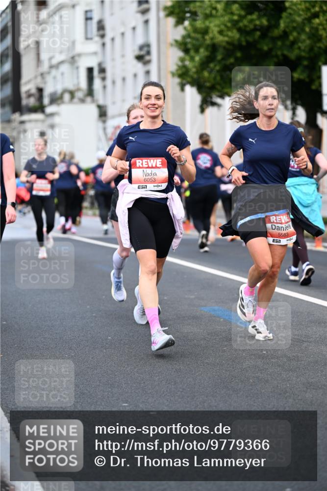 14.06.2026 - REWE Women's Run Dr. Thomas Lammeyer http://msf.ph/oto/9779366 14.06.2026 10:47:37 Laufen 6053, 7, 5583 meine-sportfotos.de