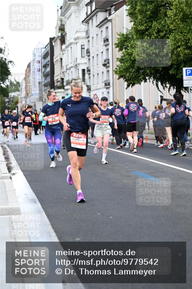 14.06.2026 - REWE Women's Run Dr. Thomas Lammeyer http://msf.ph/oto/9779542 14.06.2026 10:47:51 Laufen 5129, 5581 meine-sportfotos.de