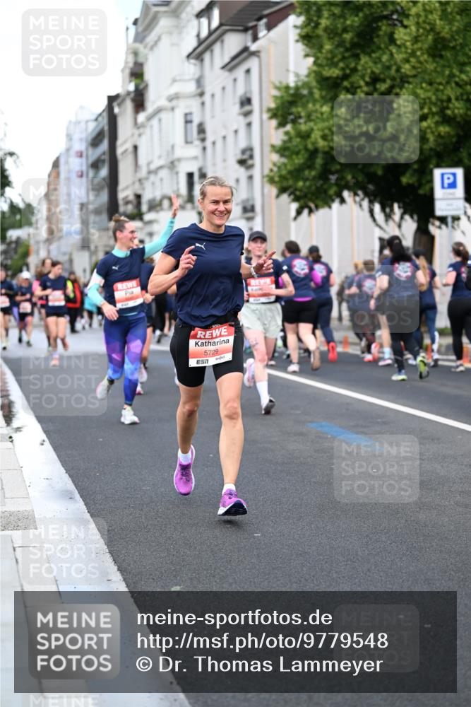 14.06.2026 - REWE Women's Run Dr. Thomas Lammeyer http://msf.ph/oto/9779548 14.06.2026 10:47:51 Laufen 5729, 7 meine-sportfotos.de