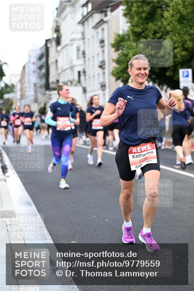 14.06.2026 - REWE Women's Run Dr. Thomas Lammeyer http://msf.ph/oto/9779559 14.06.2026 10:47:52 Laufen 5729, 7 meine-sportfotos.de