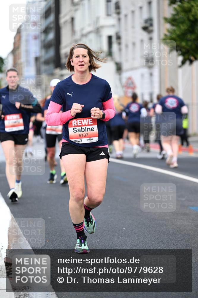 14.06.2026 - REWE Women's Run Dr. Thomas Lammeyer http://msf.ph/oto/9779628 14.06.2026 10:47:58 Laufen 5107, 57 meine-sportfotos.de