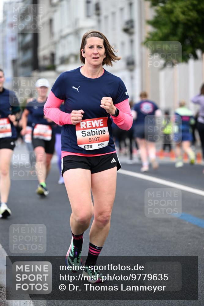 14.06.2026 - REWE Women's Run Dr. Thomas Lammeyer http://msf.ph/oto/9779635 14.06.2026 10:47:58 Laufen 5107 meine-sportfotos.de