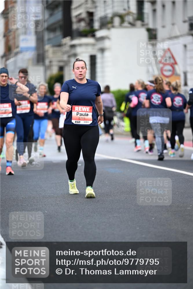 14.06.2026 - REWE Women's Run Dr. Thomas Lammeyer http://msf.ph/oto/9779795 14.06.2026 10:48:11 Laufen 5701 meine-sportfotos.de