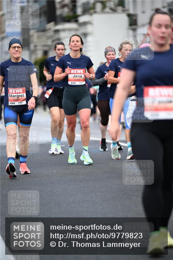 14.06.2026 - REWE Women's Run Dr. Thomas Lammeyer http://msf.ph/oto/9779823 14.06.2026 10:48:15 Laufen 5095, 5066, 7 meine-sportfotos.de