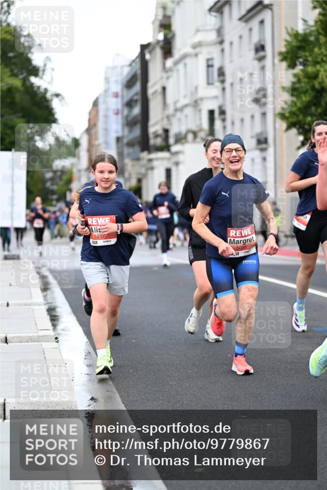 14.06.2026 - REWE Women's Run Dr. Thomas Lammeyer http://msf.ph/oto/9779867 14.06.2026 10:48:18 Laufen 5217, 5095, 7 meine-sportfotos.de